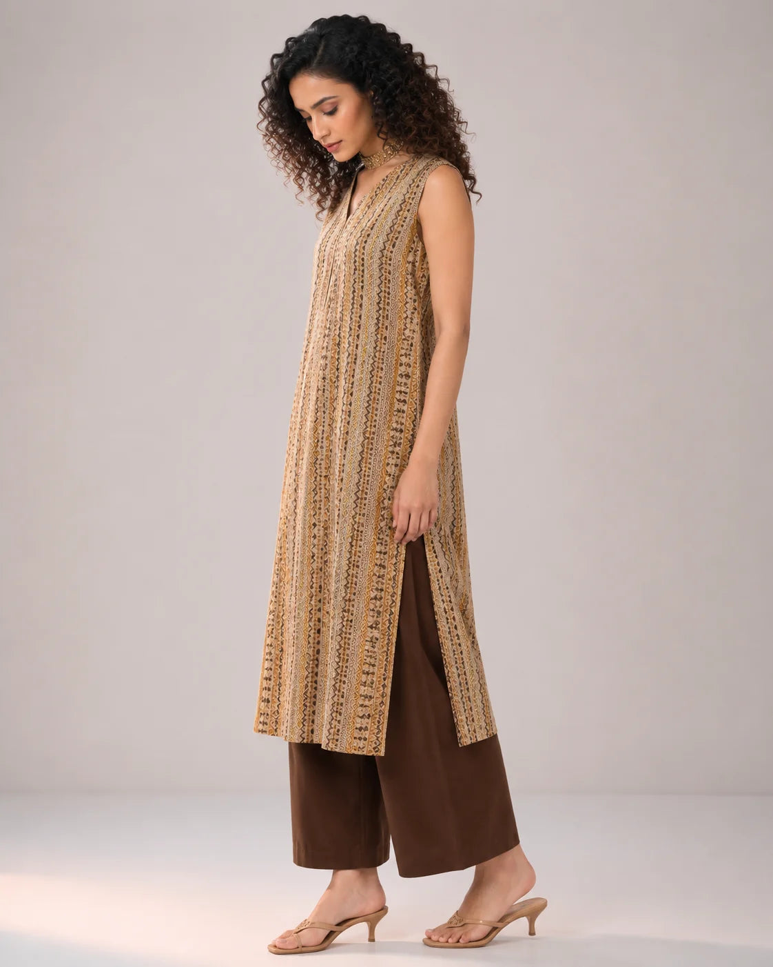 BEHTARIN KURTA PANT SET BROWN