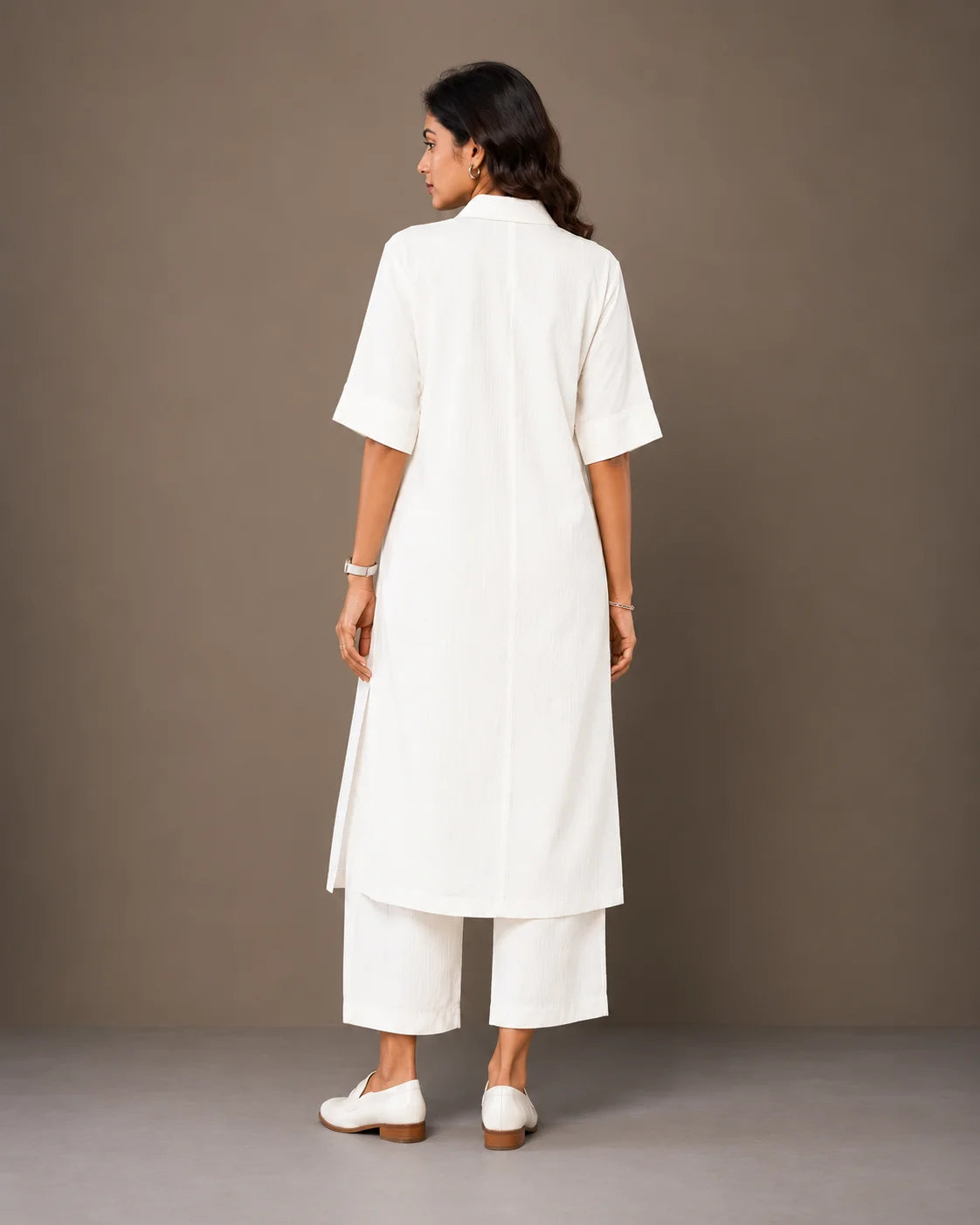 BEHTARIN WHITE COLLARED LONGLINE TUNIC & STRAIGHT PANTS CO-ORD SET