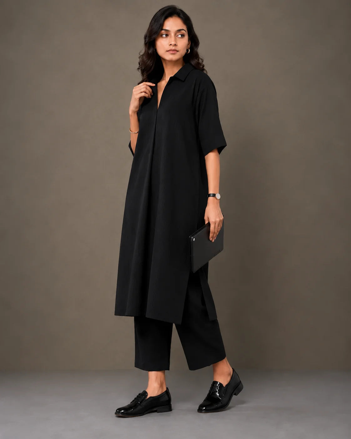 BEHTARIN BLACK COLLARED LONGLINE TUNIC & STRAIGHT PANTS CO-ORD SET