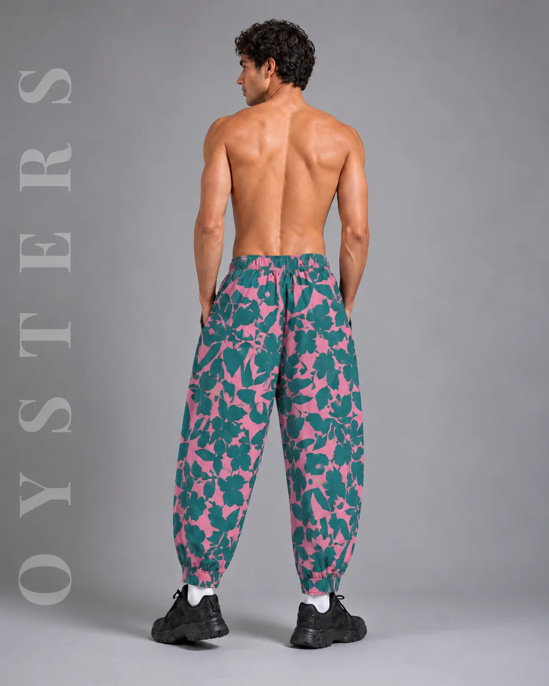 OYSTERS MEN's GREEN PINK PRINTED AEROZEN RELAXED FIT YOGA PANTS